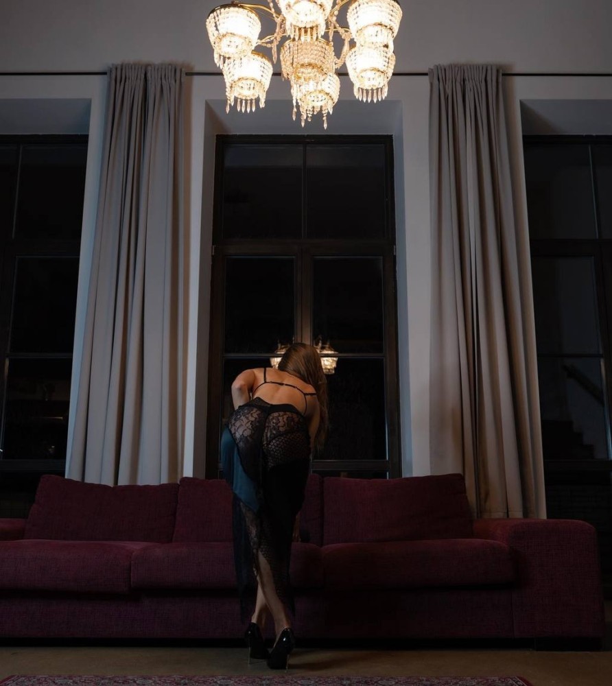 Индивидуалка Амелия фото № 2 в городе Саяногорск