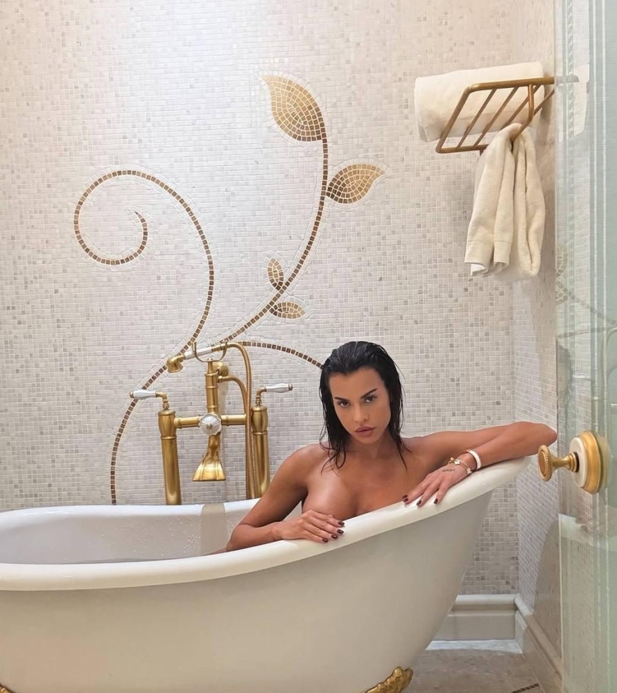 Индивидуалка Влада фото № 2 в городе Саяногорск